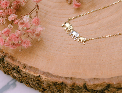 14K Solid Gold Trio Elephant Necklace - Cute Family-Inspired Jewelry