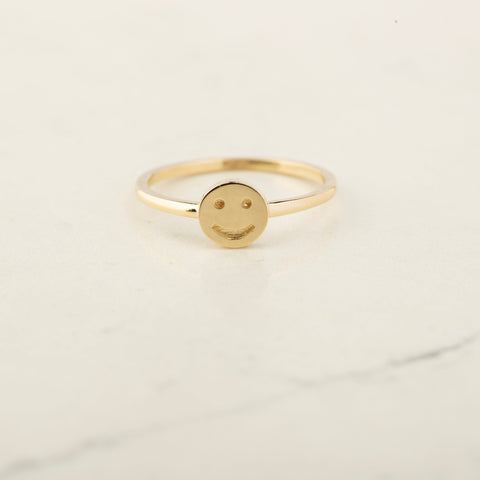 14K Solid Gold Smiley Face Emoji Ring - Elegant and Cheerful Fine Jewelry