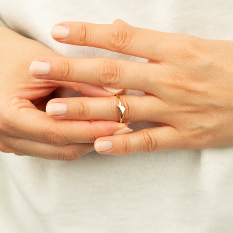 14K Gold Delicate Bird Ring - Charming and Elegant Jewelry