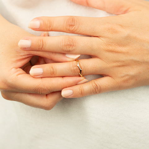 14K Solid Gold Thorn Branch Ring - Elegance Inspired by Nature