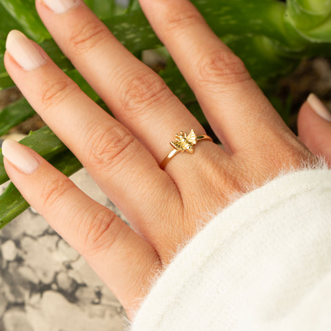 14K Gold Bumble Bee Ring - Nature-Inspired Elegance in Fine Jewelry