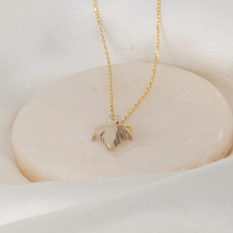 14K Solid Gold Maple Leaf Necklace - Nature-Inspired Elegance