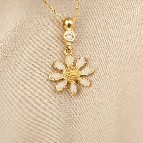 14K Gold Enamel Daisy Necklace - Nature-Inspired Elegance