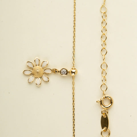 14K Gold Enamel Daisy Necklace - Nature-Inspired Elegance