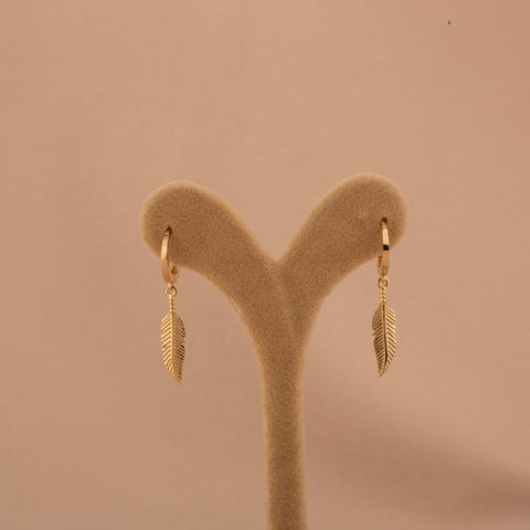 14K Gold Leaf Charm Huggie Earrings - Nature-Inspired Elegance