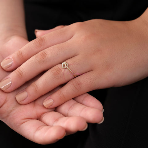 14K Gold Twisted Heart Knot Ring - A Blend of Love and Elegance