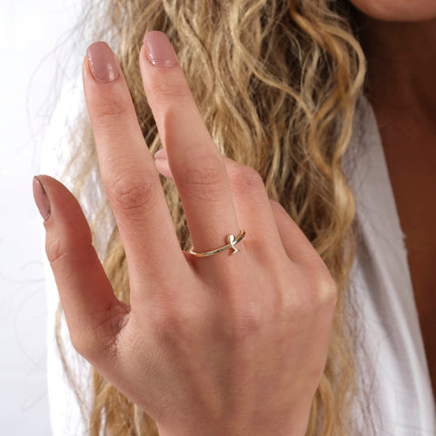 14K Solid Gold Treble Clef Ring - A Symphony of Style and Elegance