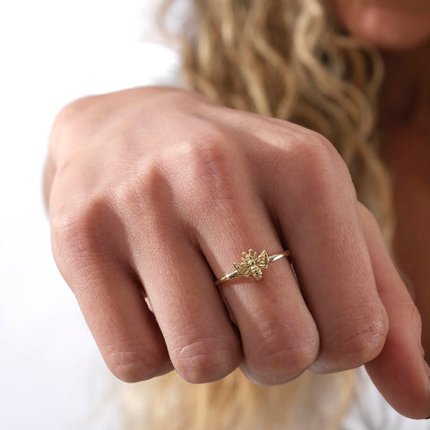 14K Gold Bumble Bee Ring - Nature-Inspired Elegance in Fine Jewelry