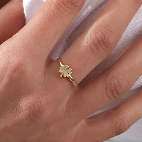 14K Solid Gold Clover Pedal Ring - Elegant Lucky Charm Jewelry