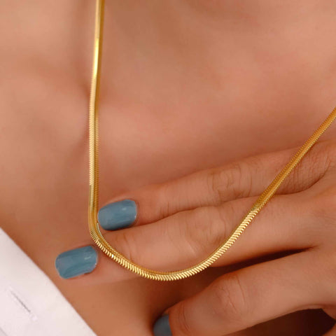 14K Gold Flat Snake Chain Necklace - Sleek And Modern Luxury Jewelry